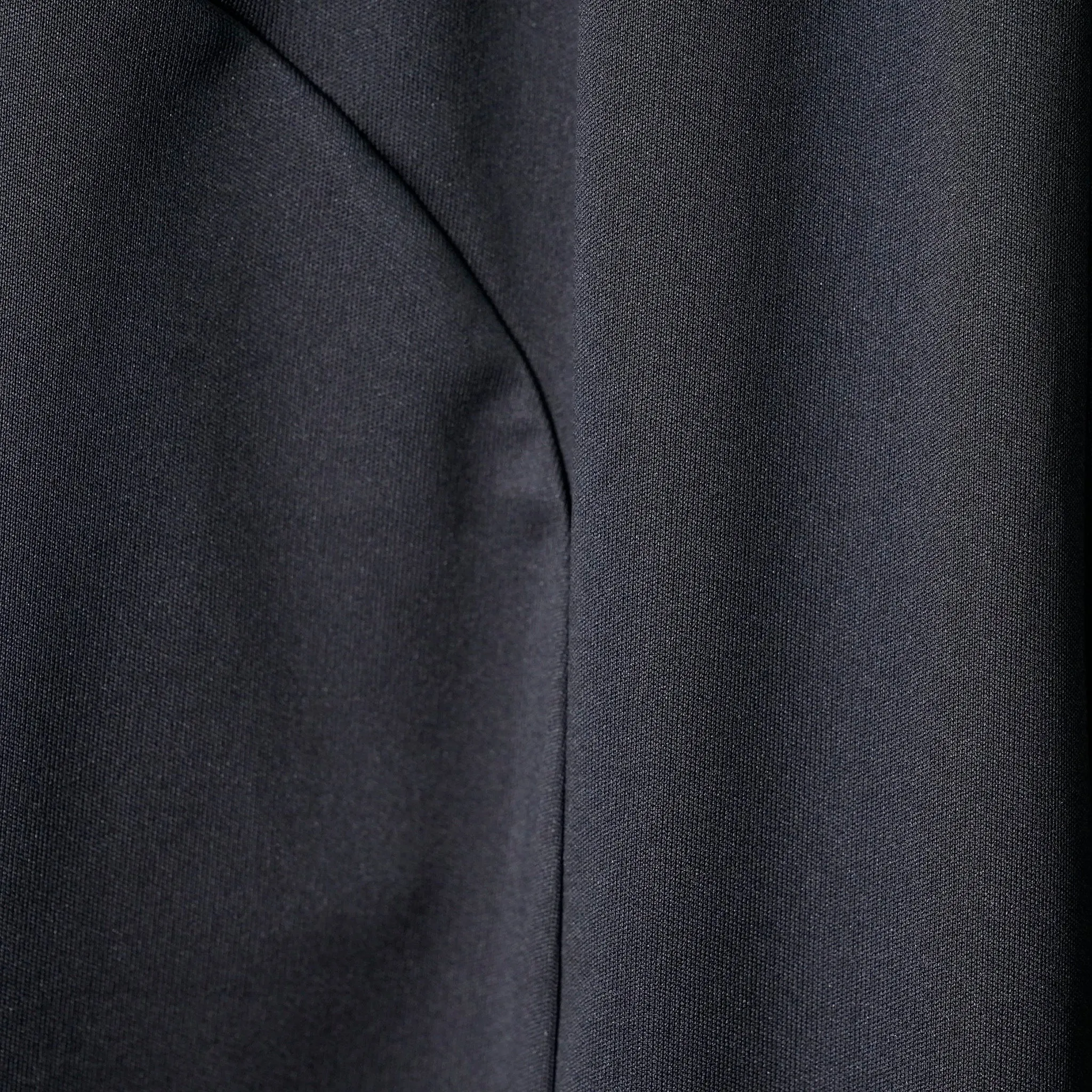 FOOTBALL SHORT / BLACK